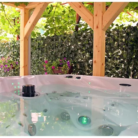 Luxury Jacuzzi * Trogir